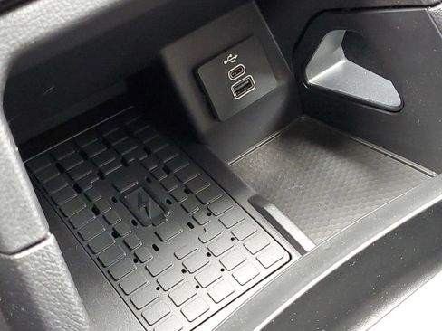 New 2025 Ford Ranger XLT w/ Black Appearance Package image 18