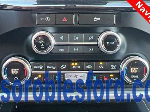 Certified 2024 Ford Expedition XLT image 28