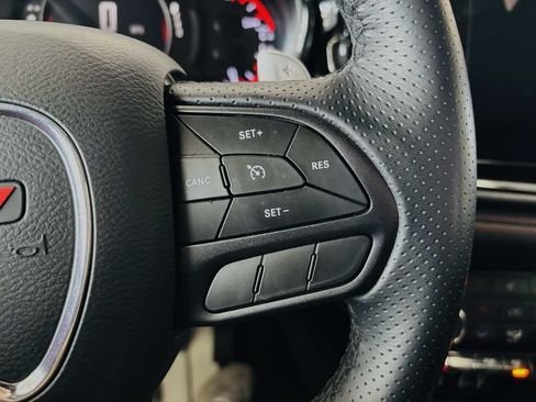 Used 2025 Dodge Durango GT AWD/4WD image 52