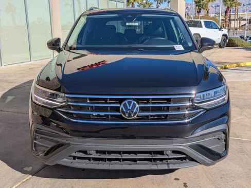 Used 2022 Volkswagen Tiguan SE image 8