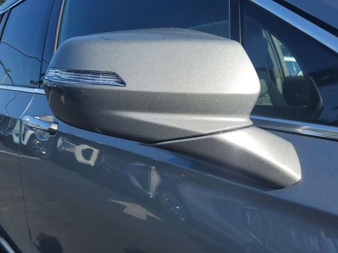 New 2025 Cadillac XT6 Luxury image 11