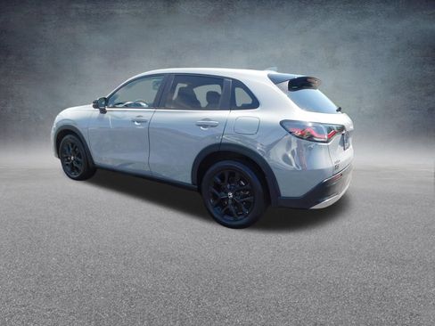 Used 2024 Honda HR-V Sport image 5