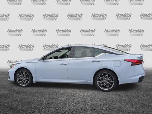 Used 2023 Nissan Altima 2.0 SR FWD image 8
