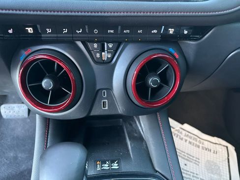 Used 2023 Chevrolet Blazer RS image 23