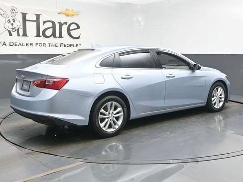 Used 2017 Chevrolet Malibu LT FWD image 47