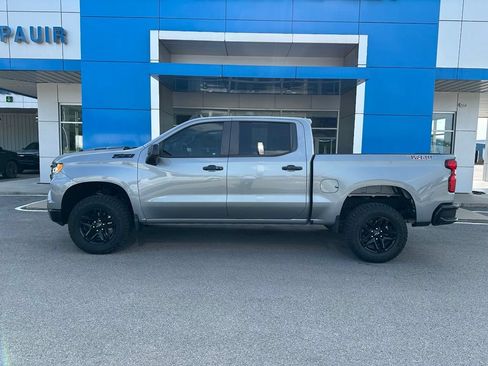 Used 2024 Chevrolet Silverado 1500 LT Trail Boss w/ Convenience Package II AWD/4WD image 2
