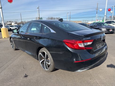 Used 2022 Honda Accord Sport image 7