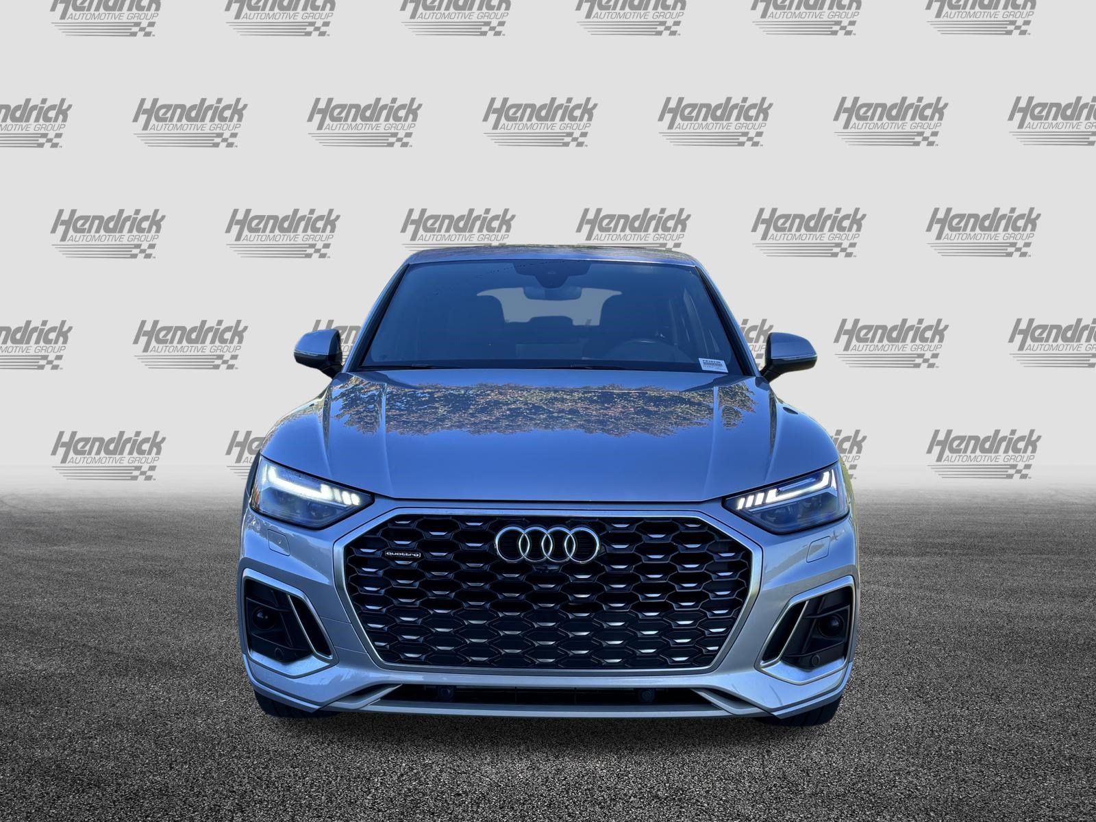Used 2023 Audi Q5 2.0T Prestige w/ Prestige Package AWD/4WD image 3
