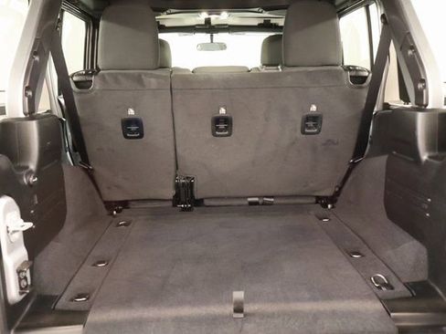 Used 2021 Jeep Wrangler Unlimited Sport image 25