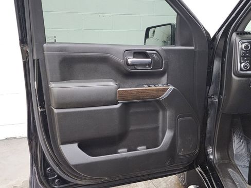 Used 2019 GMC Sierra 1500 SLE w/ SLE Value Package image 9