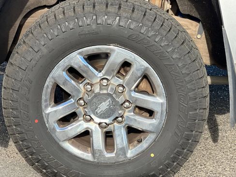 Used 2018 Chevrolet Silverado 2500 LTZ w/ Duramax Plus Package image 23