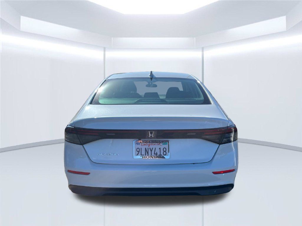 Used 2024 Honda Accord EX image 4