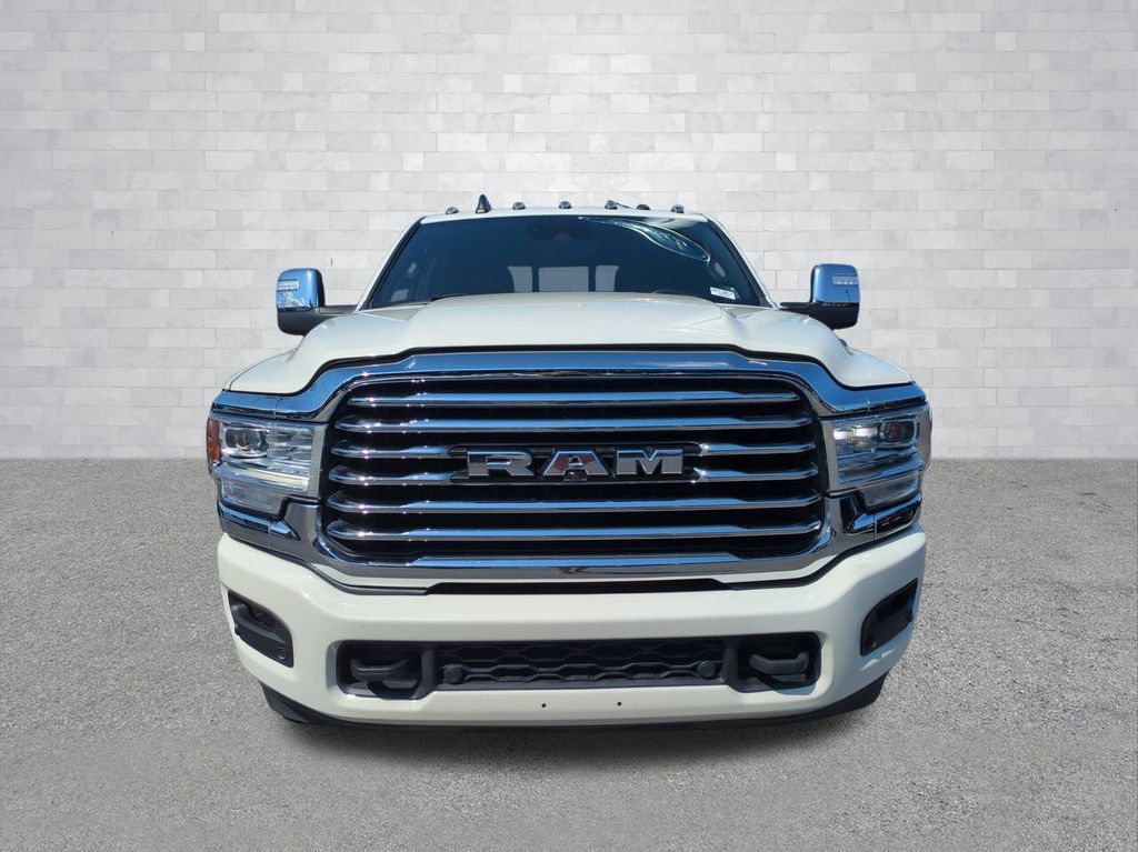 Used 2023 RAM 2500 Limited AWD/4WD image 10