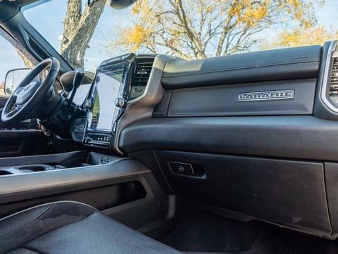 Used 2020 RAM 2500 Laramie w/ Night Edition image 47