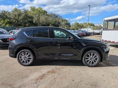 New 2025 MAZDA CX-5 AWD 2.5 S w/ Premium Plus Pkg image 4