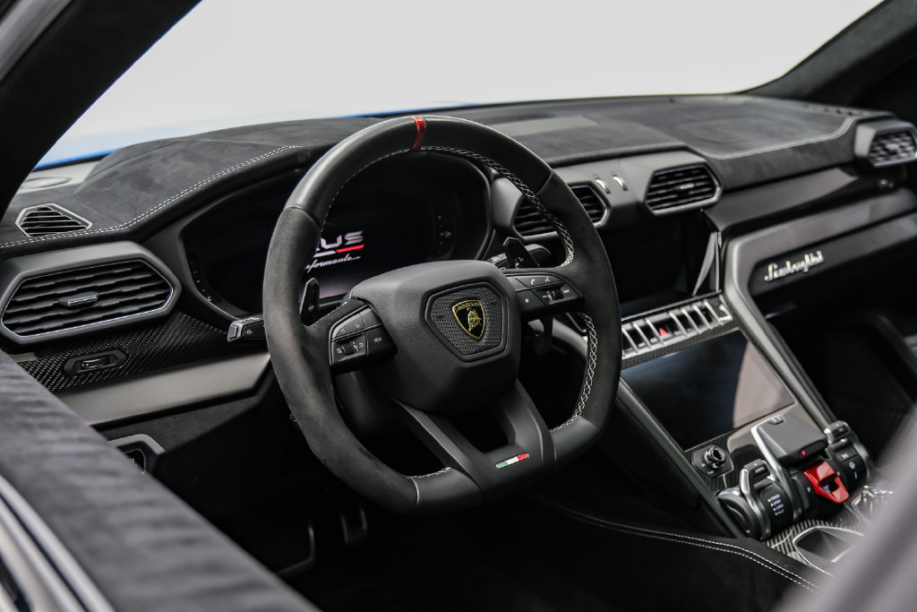 Used 2023 Lamborghini Urus Performante AWD/4WD image 16
