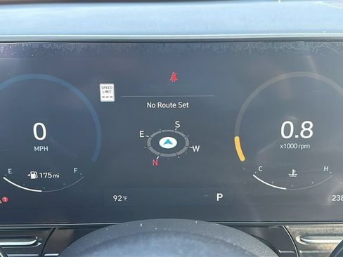 Certified 2024 Hyundai Kona Limited AWD/4WD image 2