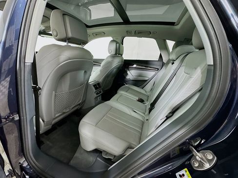 Used 2020 Audi Q5 Prestige w/ Prestige Package image 4