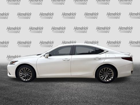Used 2024 Lexus ES 300h w/ Accessory Package (Z2) FWD image 7