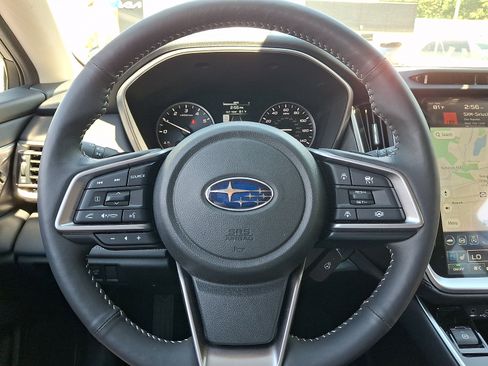 Used 2025 Subaru Outback Touring XT AWD/4WD image 18
