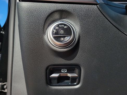 Certified 2026 Mercedes-Benz C 300 Sedan image 23