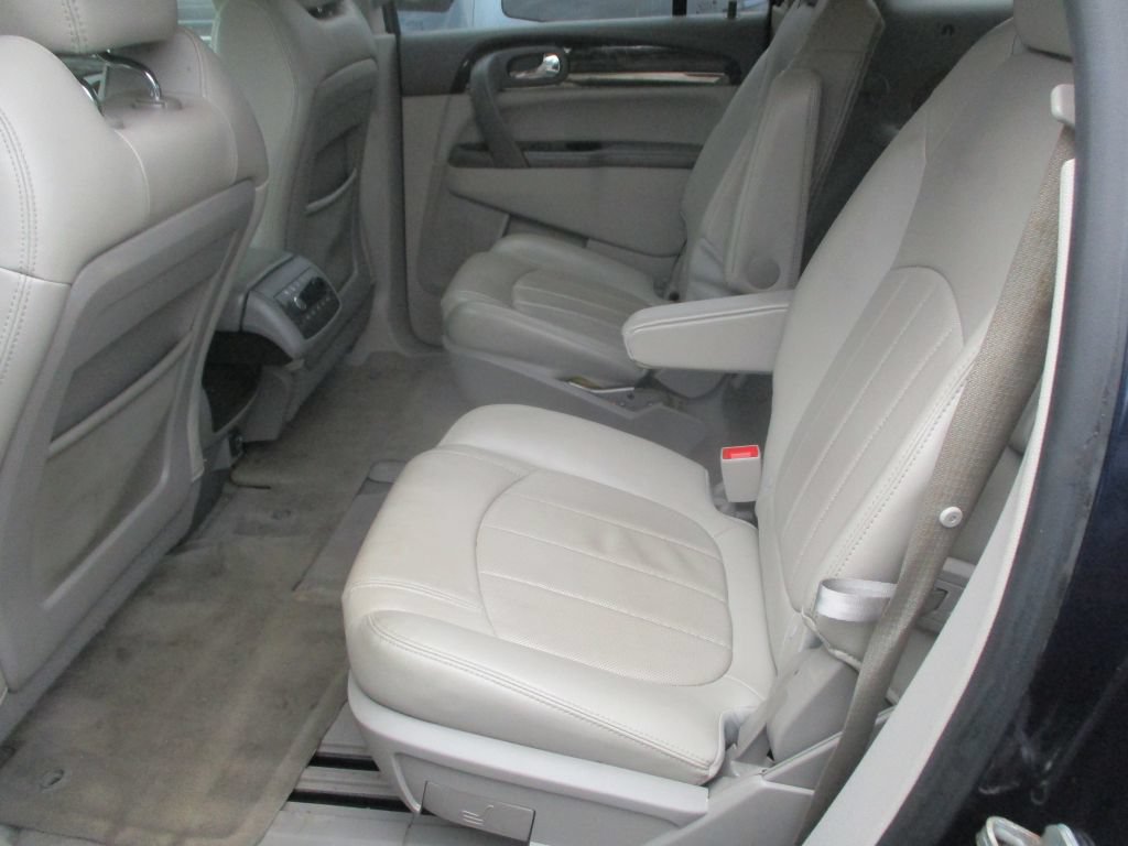 Used 2017 Buick Enclave Leather FWD image 8