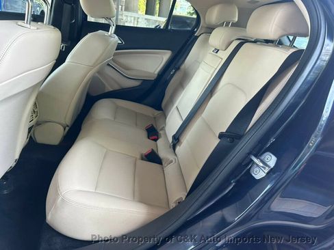 Used 2019 Mercedes-Benz GLA 250 4MATIC image 34