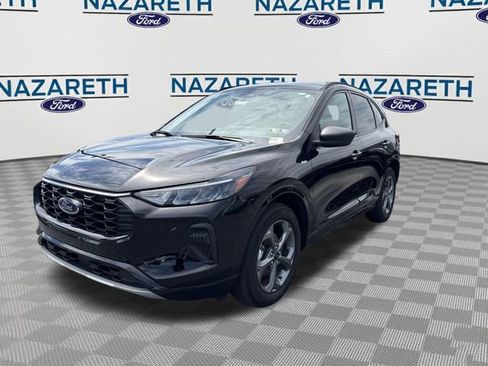 Used 2023 Ford Escape ST-Line w/ Tech Pack #1 AWD/4WD image 3