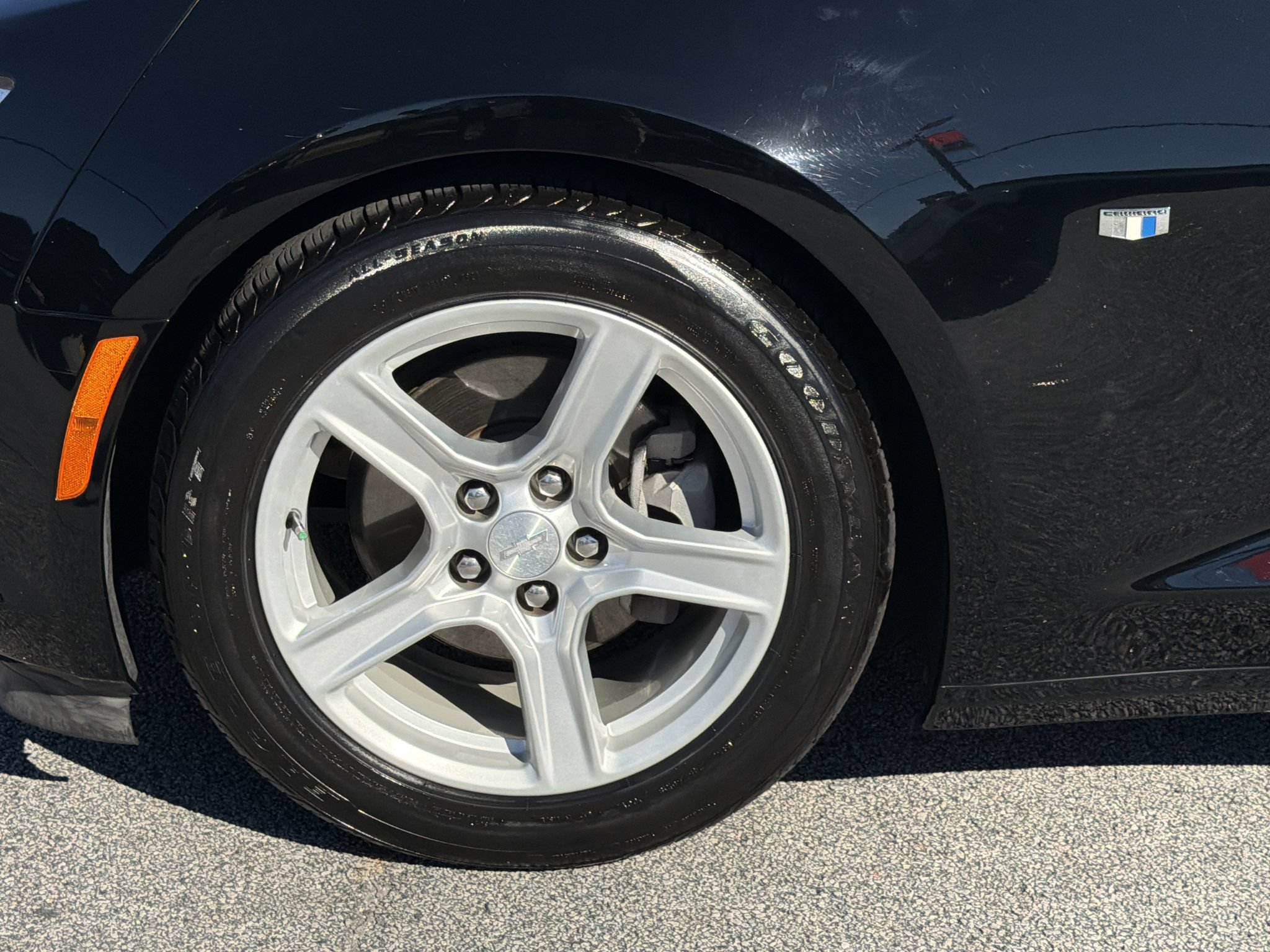 Used 2016 Chevrolet Camaro LT RWD image 24