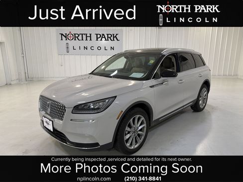 Used 2022 Lincoln Corsair FWD w/ Premium Package image 1
