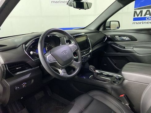 Used 2023 Chevrolet Traverse RS AWD/4WD image 15