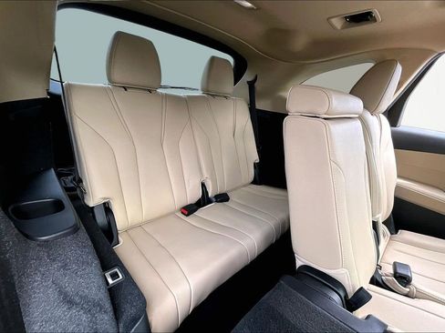 Used 2023 Acura MDX FWD image 20