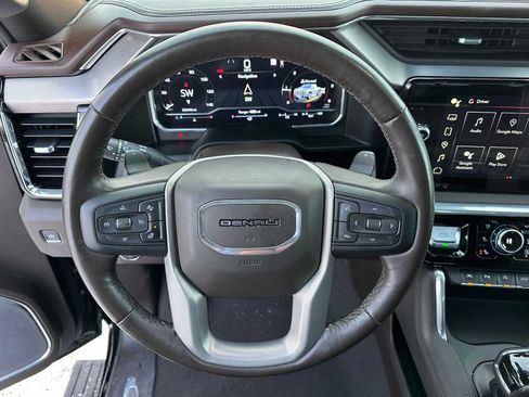 Certified 2023 GMC Sierra 1500 Denali w/ Denali Reserve Package AWD/4WD image 23