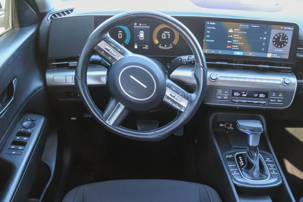 Used 2026 Hyundai Kona SEL Sport FWD image 17