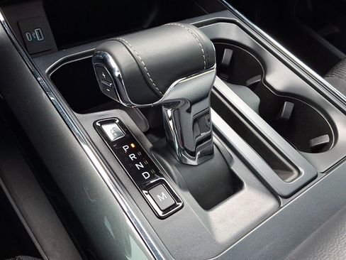 Used 2022 Ford F150 XLT w/ Equipment Group 302A High image 16