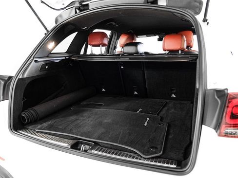 Used 2022 Mercedes-Benz GLC 300 w/ AMG Line image 57