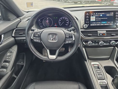 Used 2019 Honda Accord Sport image 10