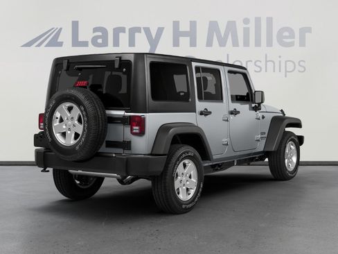 Used 2018 Jeep Wrangler Unlimited Sport S image 2