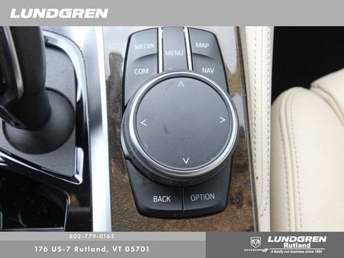 Used 2019 BMW 540i xDrive image 27