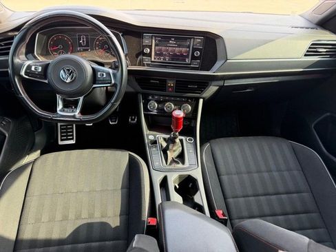 Used 2019 Volkswagen Jetta GLI FWD image 7