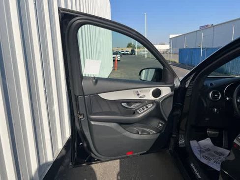 Certified 2022 Mercedes-Benz GLC 300 image 12