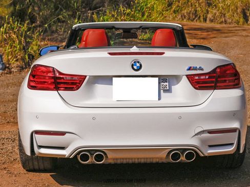 Used 2015 BMW M4 Convertible image 7