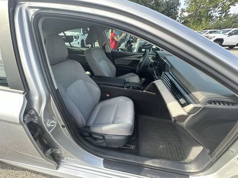 Used 2025 Toyota Camry LE w/ Convenience Package FWD image 13