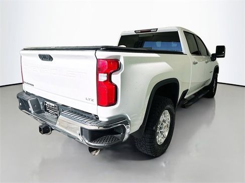 Used 2021 Chevrolet Silverado 2500 LTZ w/ LTZ Plus Package image 7