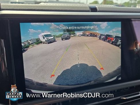Used 2024 Jeep Wrangler Unlimited Rubicon w/ Convenience Group AWD/4WD image 22