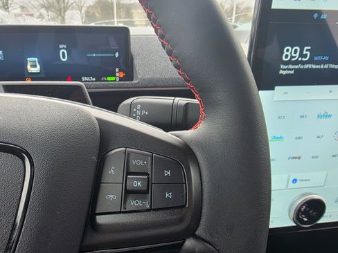 Used 2025 Ford Mustang Mach-E Premium w/ Sport Appearance Package image 17