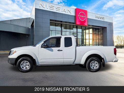 Certified 2019 Nissan Frontier S image 5