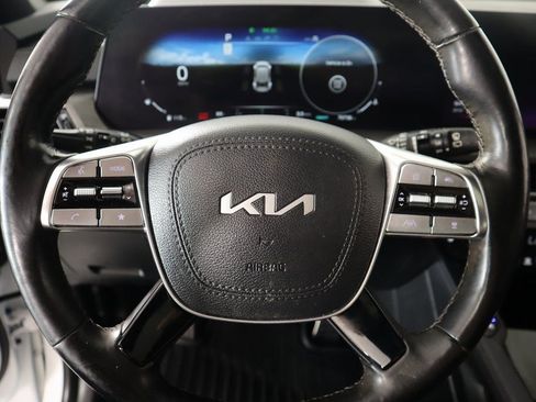 Used 2023 Kia Telluride SX X-Line image 3