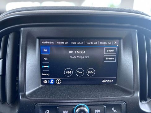 Used 2022 Chevrolet Colorado W/T image 23