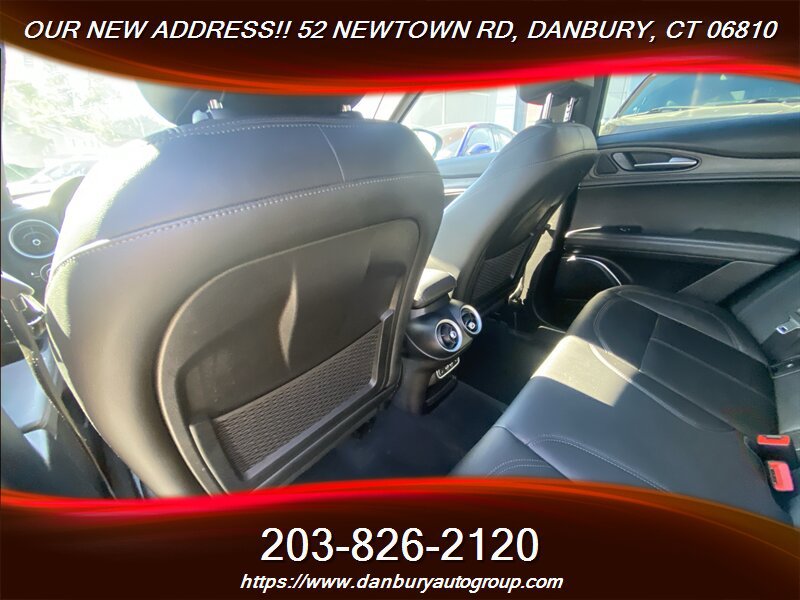 Used 2023 Alfa Romeo Stelvio Ti AWD/4WD image 24